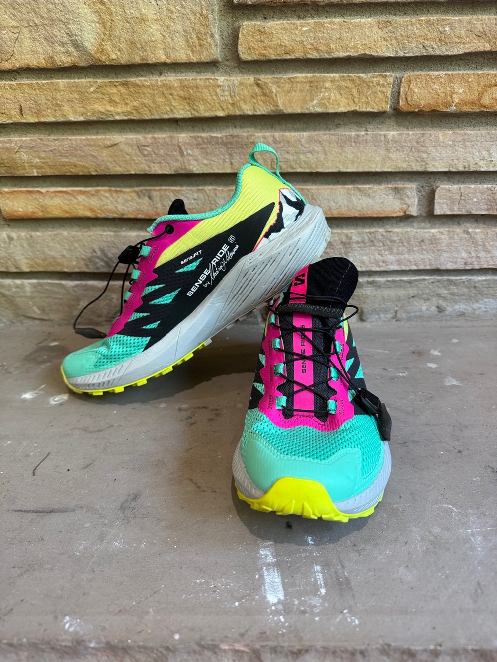 Salomon Trail Running Shoes - Teal/Yellow/Pink